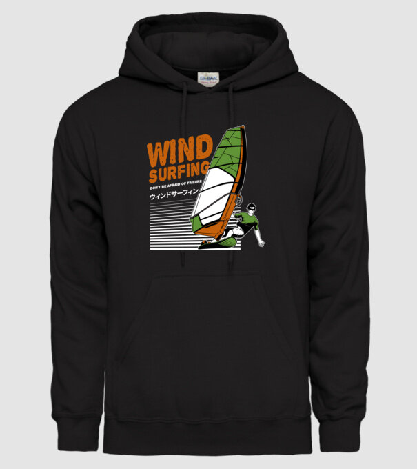 Wind Surf model negru pe tricou