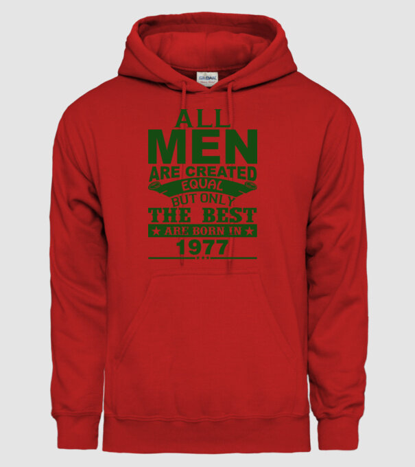 All men are created - 1977 model roșu pe tricou