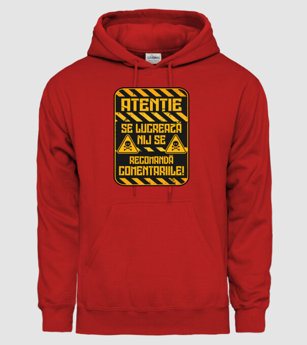 Nu se recomandă comentariile D9233657 model roșu pe tricou
