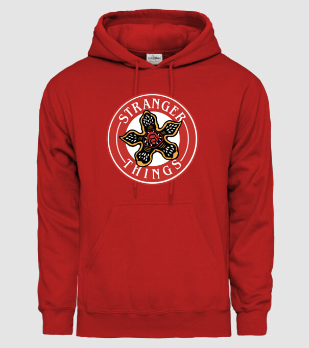 stranger things logo bucks model roșu pe tricou