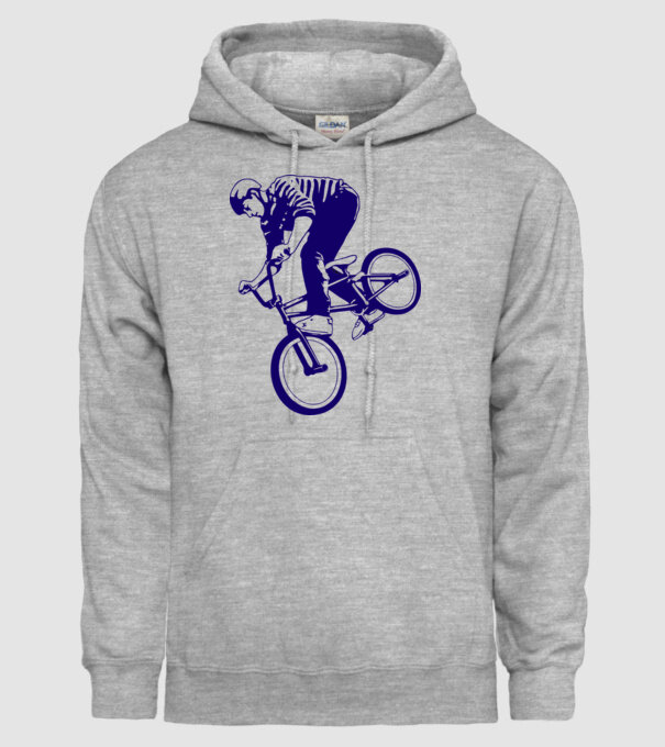 BMX stunt model gri pe tricou