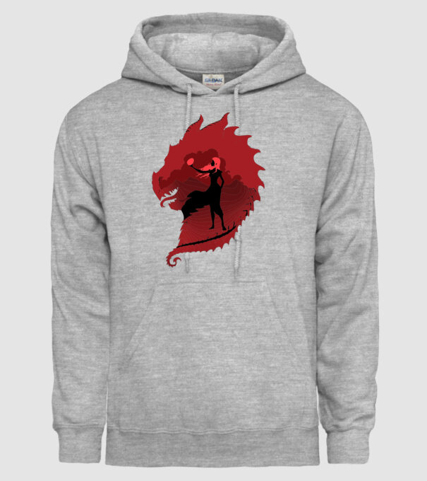 The Dragon model gri pe tricou