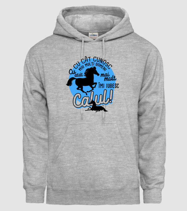 Cu cât cunosc mai mulți oameni, cu atât mai mult îmi iubesc calul model gri pe tricou