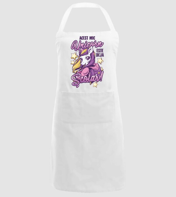 Acest mic unicorn este deja școlar model alb pe tricou