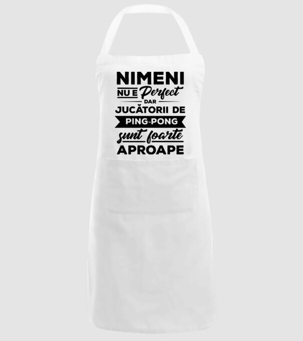 nimeni nu e perfect, dar jucătorii de ping-pong sunt foarte aproape model alb pe tricou