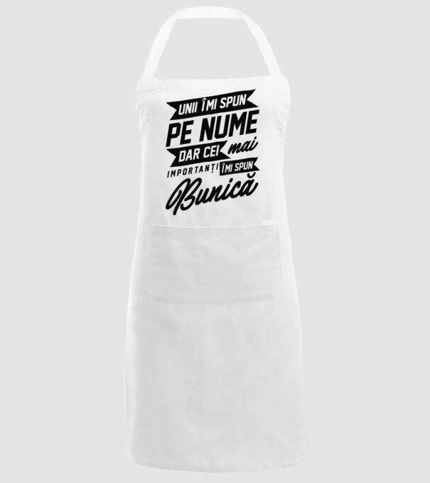 Unii îmi spun pe nume, dar cei mai importanți îmi spun bunică model alb pe tricou