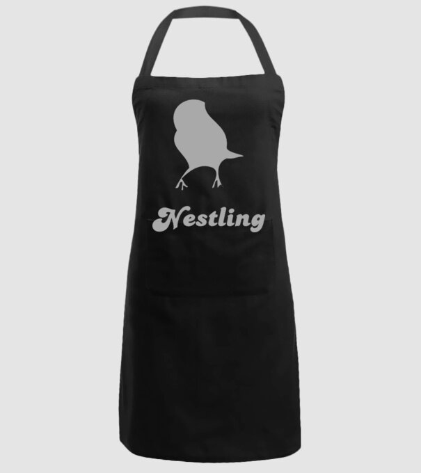 Nestling model negru pe tricou