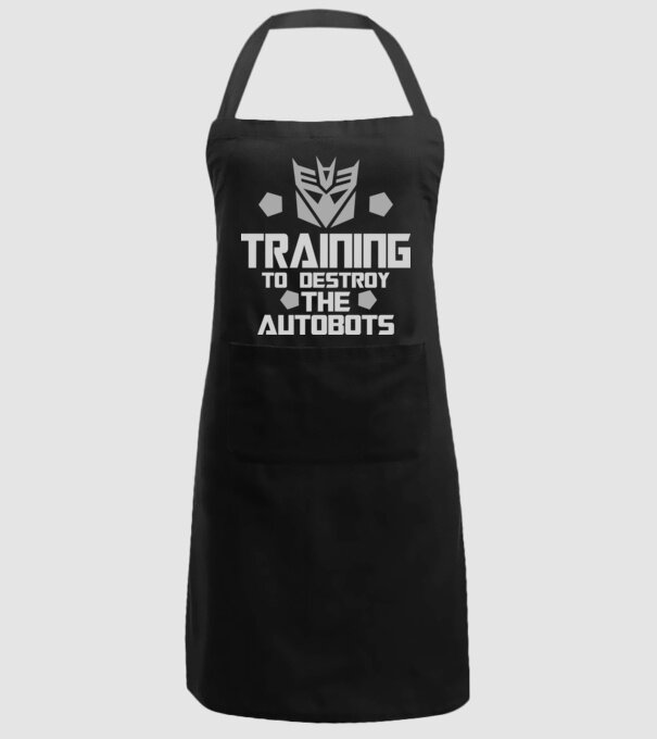 Training to destroy the autobots model negru pe tricou
