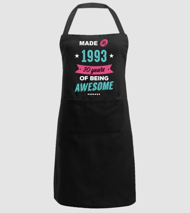 MADE IN 1993 model negru pe tricou
