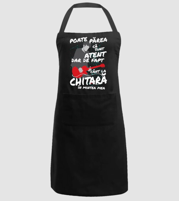 poate părea că sunt atent, dar de fapt cânt la chitară în mintea mea model negru pe tricou