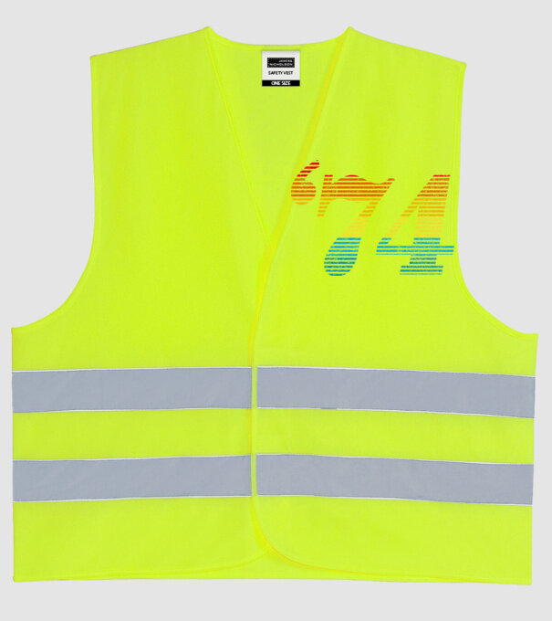 Retro Birthday 1974 model galben neon pe tricou