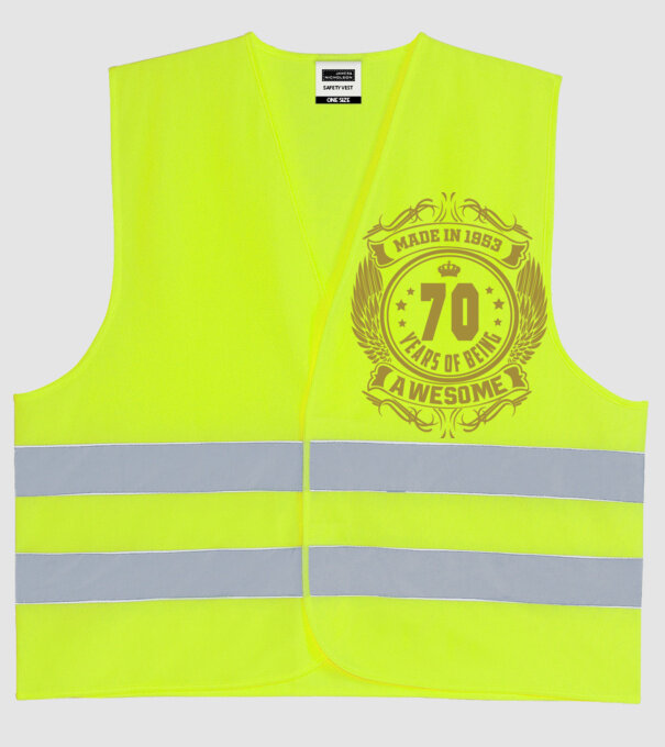 70 years of being awesome winged model galben neon pe tricou