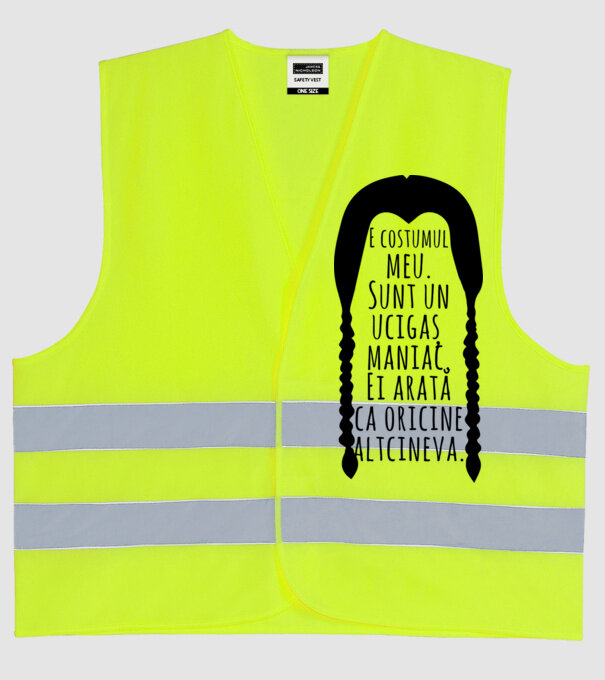 E costumul meu. Sunt un ucigaș maniac. Ei arată ca oricine altcineva. model galben neon pe tricou