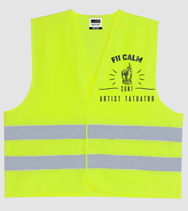 Fii calm, sunt artist tatuator model galben neon pe tricou