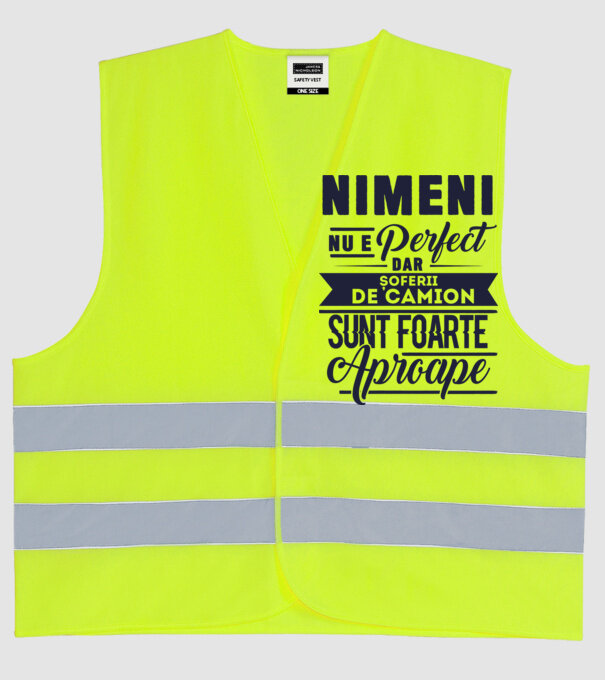 Nimeni nu e perfect, dar șoferii de camion sunt foarte aproape model galben neon pe tricou