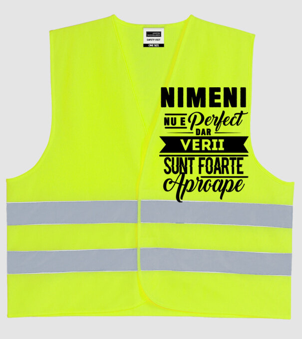 Nimeni nu e perfect, dar verii sunt foarte aproape model galben neon pe tricou