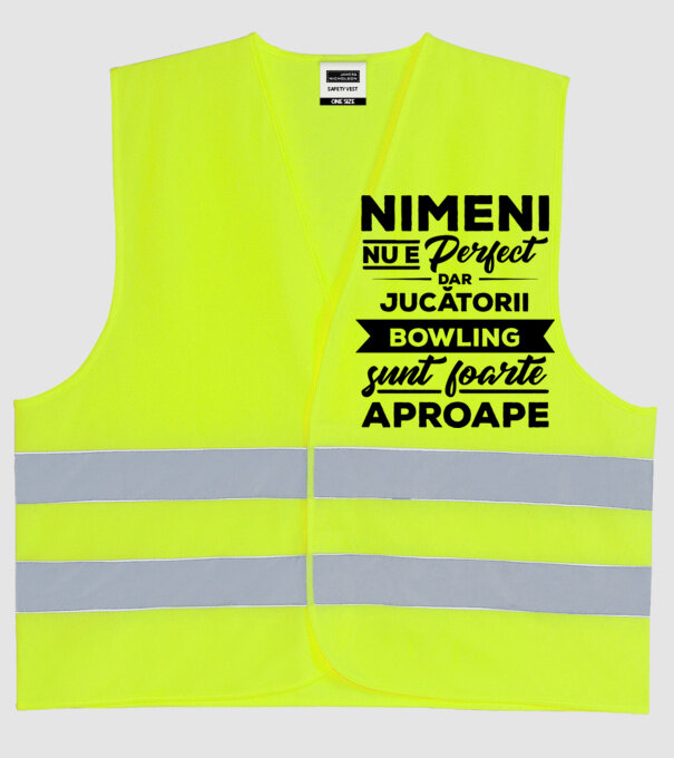 nimeni nu e perfect, dar jucătorii bowling sunt foarte aproape model galben neon pe tricou