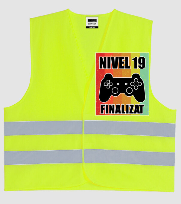 Nivel 19 finalizat model galben neon pe tricou