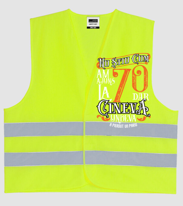 Nu știu cum am ajuns la 70, dar cineva, undeva, a pierdut un pariu model galben neon pe tricou