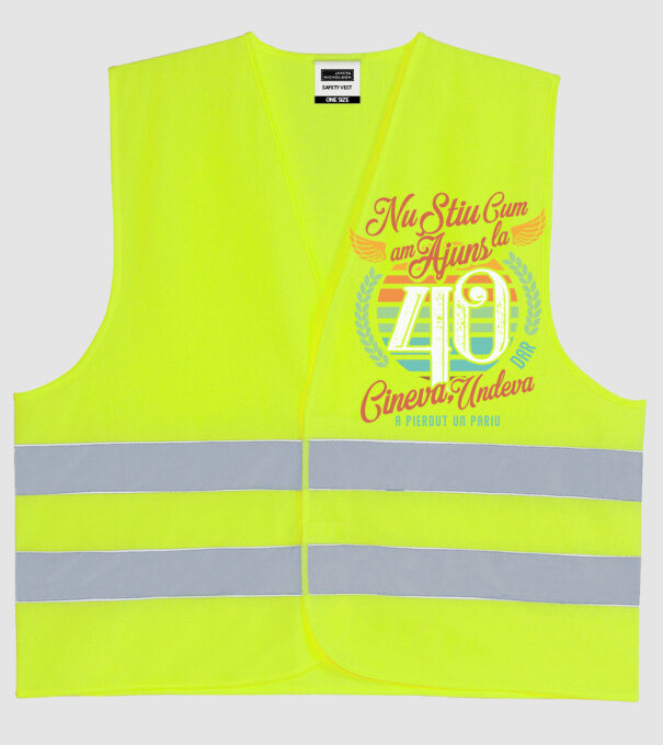 Nu știu cum am ajuns la 40, dar undeva, cineva a pierdut un pariu model galben neon pe tricou