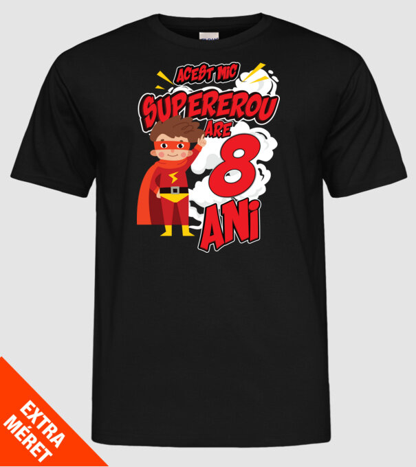 Acest mic supererou are 8 ani model negru pe tricou
