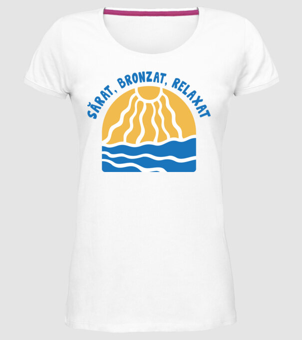 Sărat, bronzat, relaxat model alb pe tricou