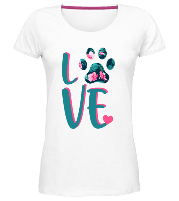  model  pe tricou