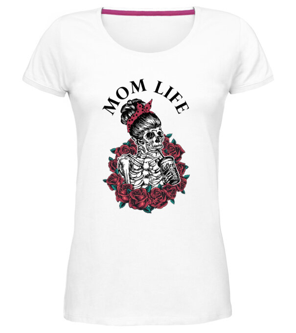  model  pe tricou