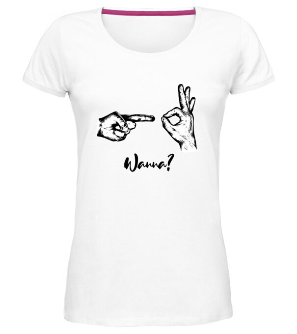  model  pe tricou