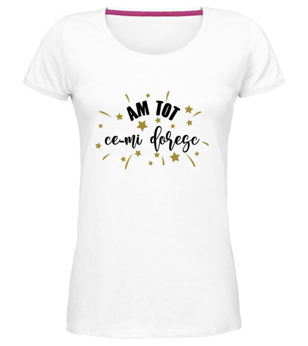  model  pe tricou