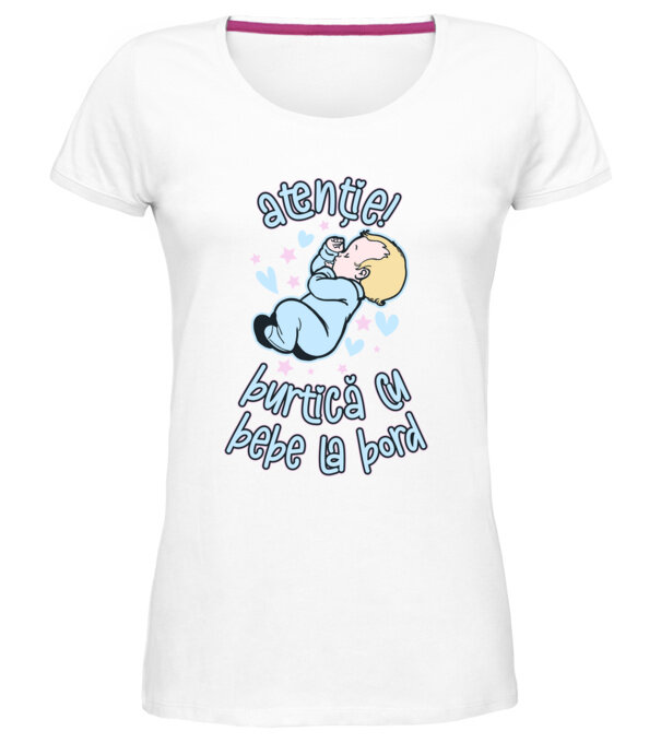  model  pe tricou