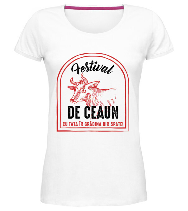  model  pe tricou