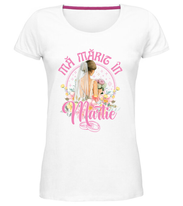  model  pe tricou
