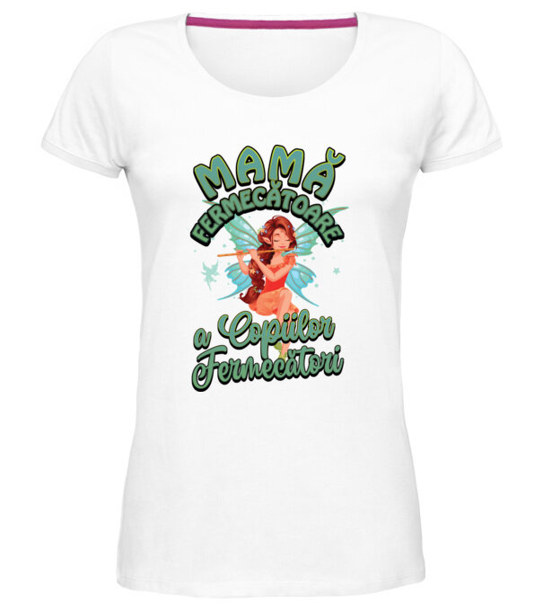  model  pe tricou