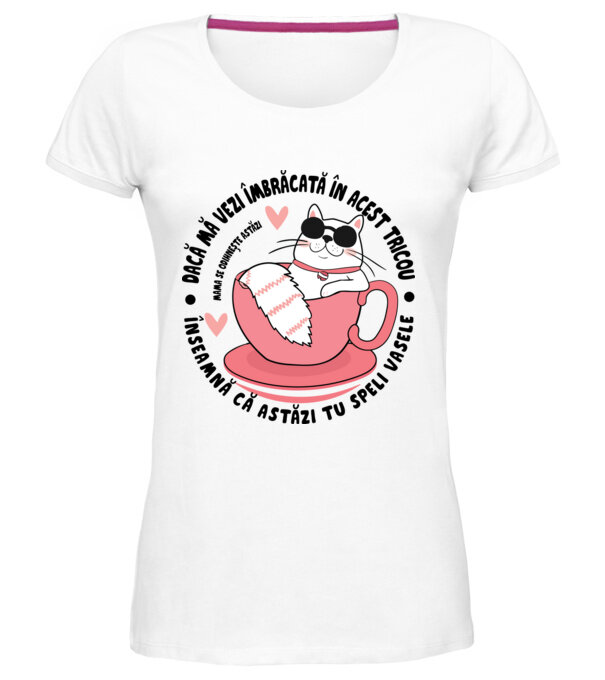  model  pe tricou