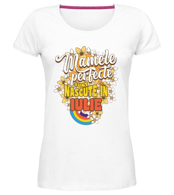  model  pe tricou