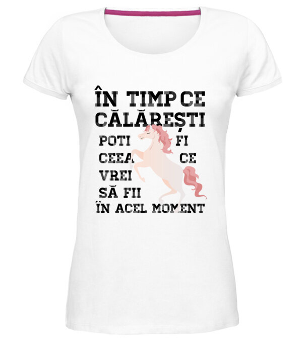  model  pe tricou