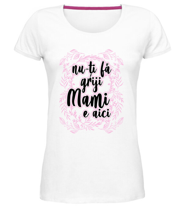  model  pe tricou