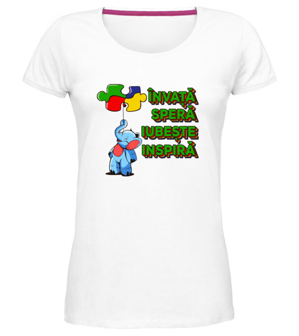  model  pe tricou