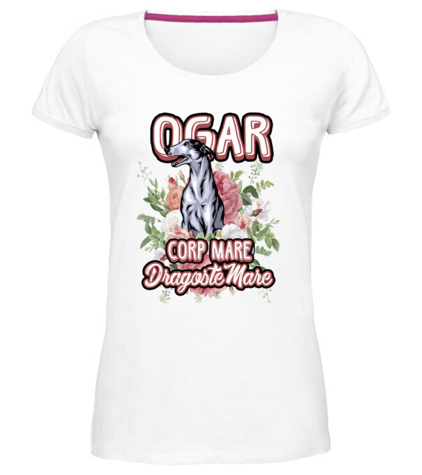  model  pe tricou