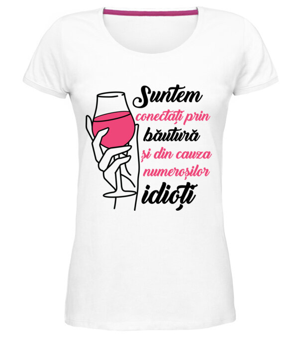  model  pe tricou