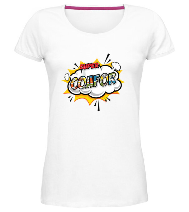  model  pe tricou