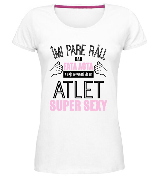  model  pe tricou