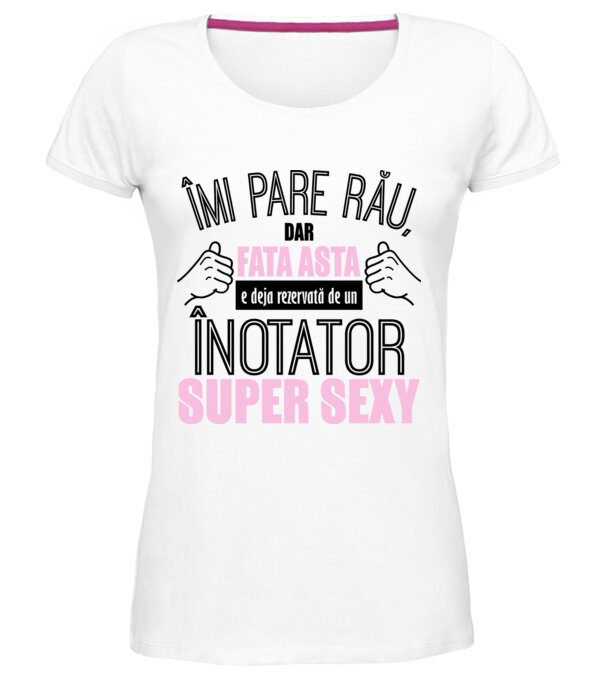  model  pe tricou