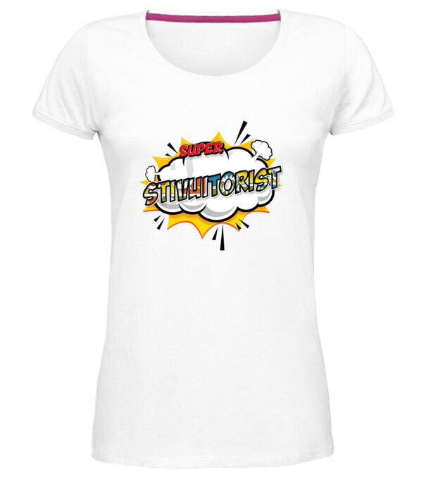  model  pe tricou