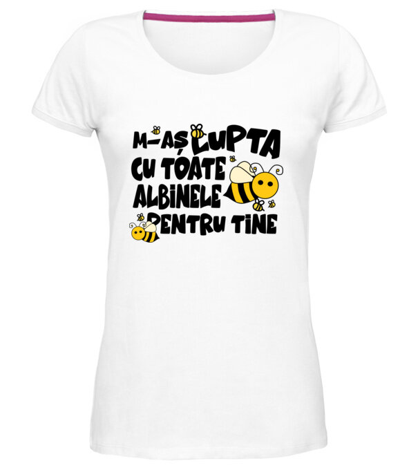  model  pe tricou