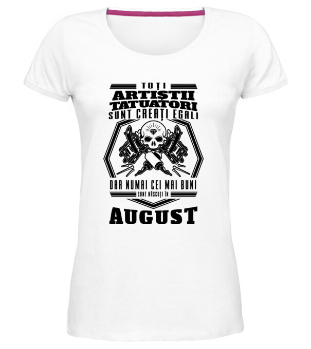  model  pe tricou