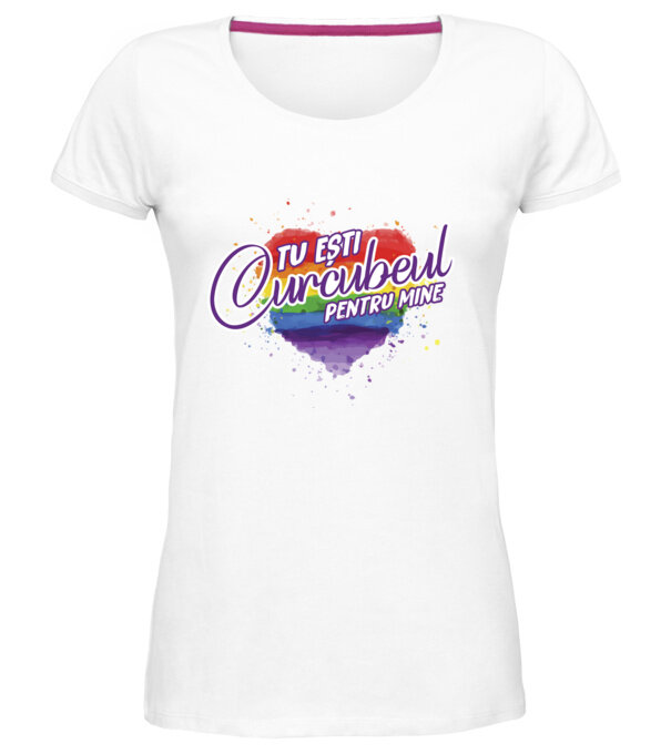  model  pe tricou