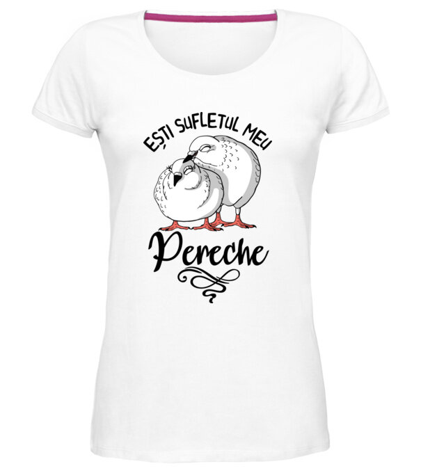  model  pe tricou