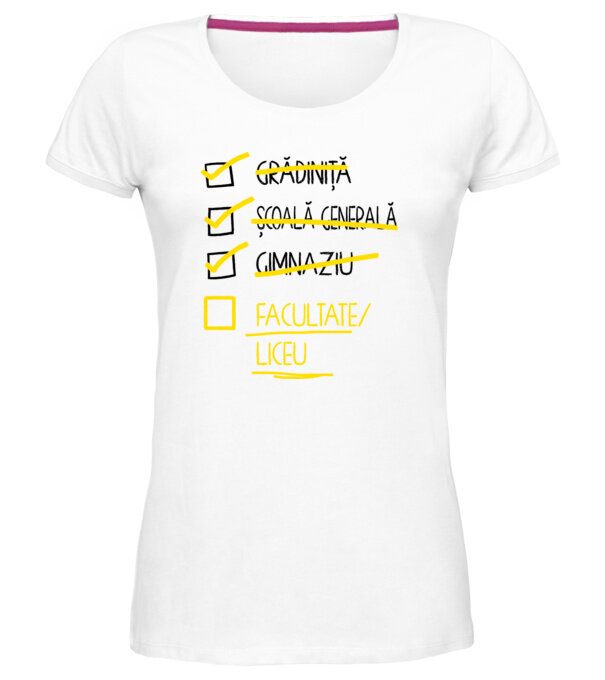 model  pe tricou